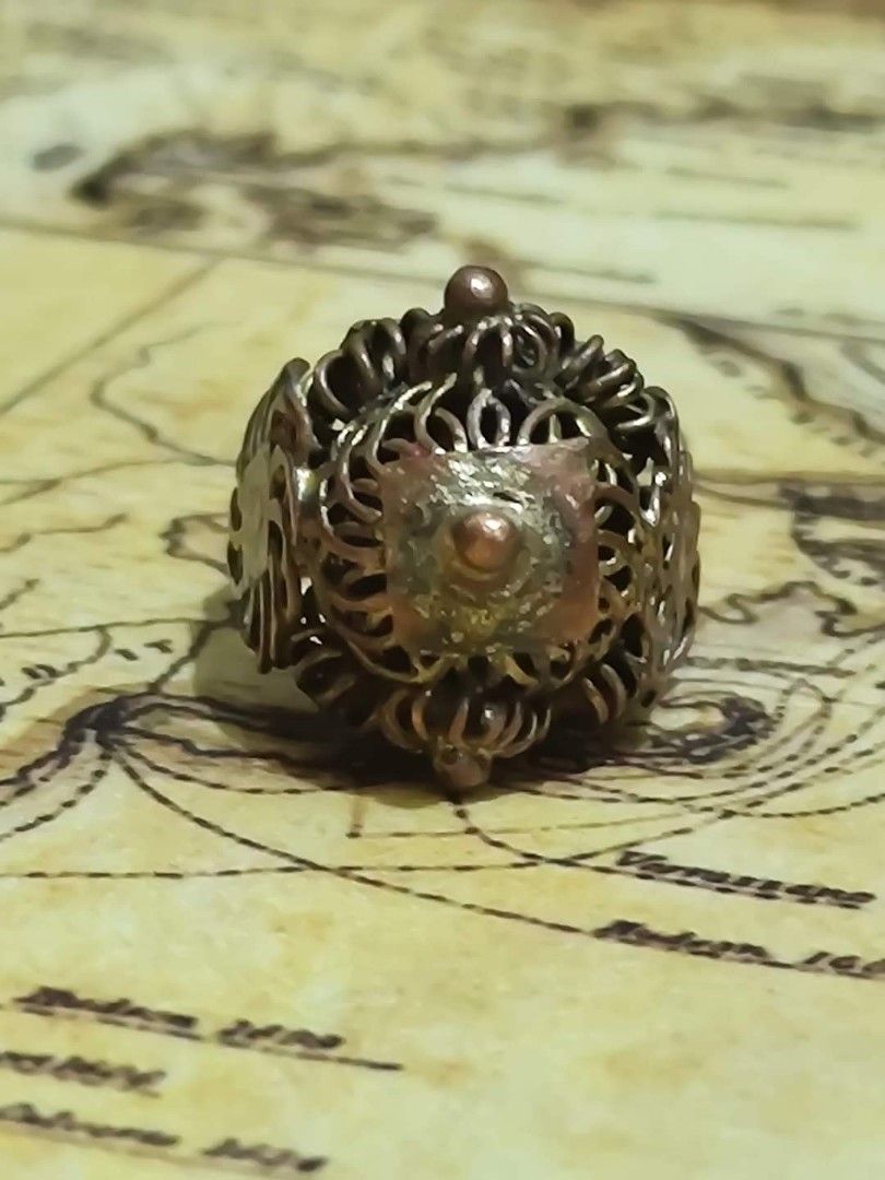 Vintage brass ring cheap