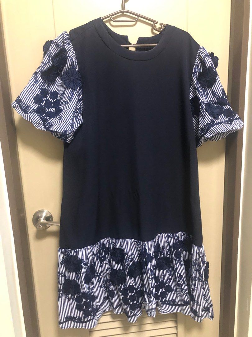 Allure Casual Dress (1L) (Category: Dresses) located in Pasig City. Submitted by theg3neralist (Listing ID 1318539260, Image 1). Description: Casual Dress, size 1L, Brand- Allure ( bought in Sm dept store, no deffects, only worn once..
