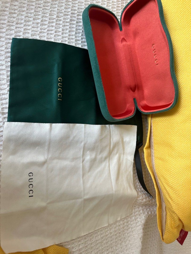 💯Authentic Case (Category: Accessories) located in Kuala Lumpur. Submitted by louise36 (Listing ID 1318490294, Image 2). Description: I have bought it last June 2024 and I lost my sunglasses during my July travel to Vietnam .