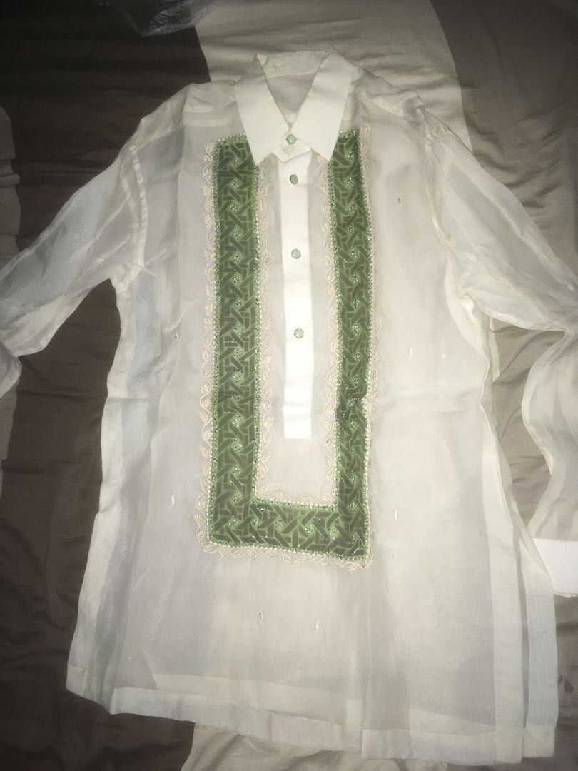 barong pinya (Category: Formal Shirts) located in Makati City. Submitted by unloadealr (Listing ID 1251928752, Image 2). Description: pls see actual dimes check my other stuff for more discounted bundle deals 1. 18x28 2. 18x29"- 2 pairs, the other with slightly different pattern 3. 20x29"- may 4" tear below the nest 4. 20x28" swap plus cash will also be considered special student discount.
