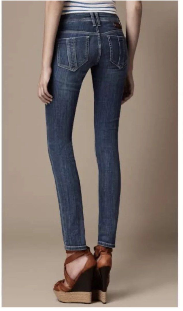BURBERRY WOMEN S KENSINGTON SKINNY JEANS SIZE 26 Luxury Apparel on Carousell