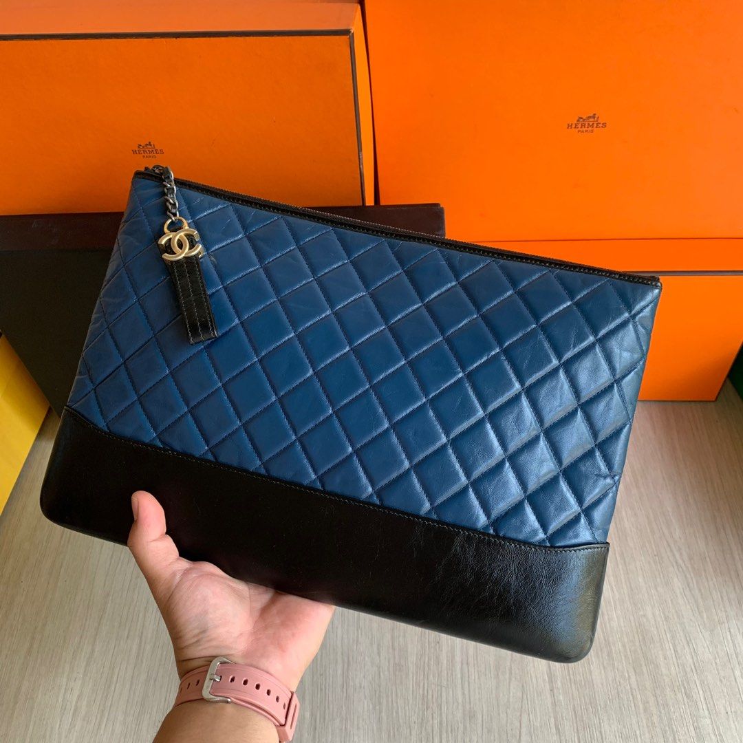 Chanel gabrielle clutch hotsell