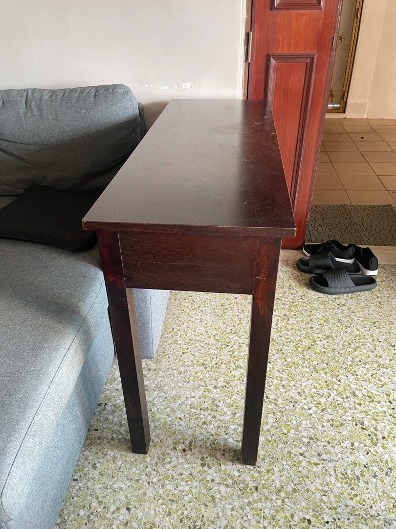 Console table (Category: Shelves, Cabinets & Racks) located in Singapore. Submitted by cchoycat21 (Listing ID 1318518834, Image 2). Description: .