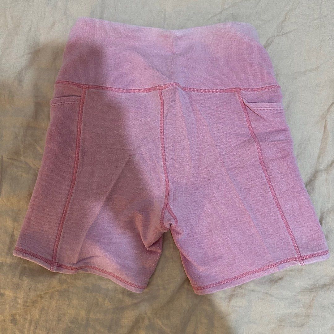 COTTON ON Shorts (Category: Shorts) located in Manila. Submitted by dianadebelen (Listing ID 1318505669, Image 3). Description: COTTON ON Style is really like vintage or rugged look.