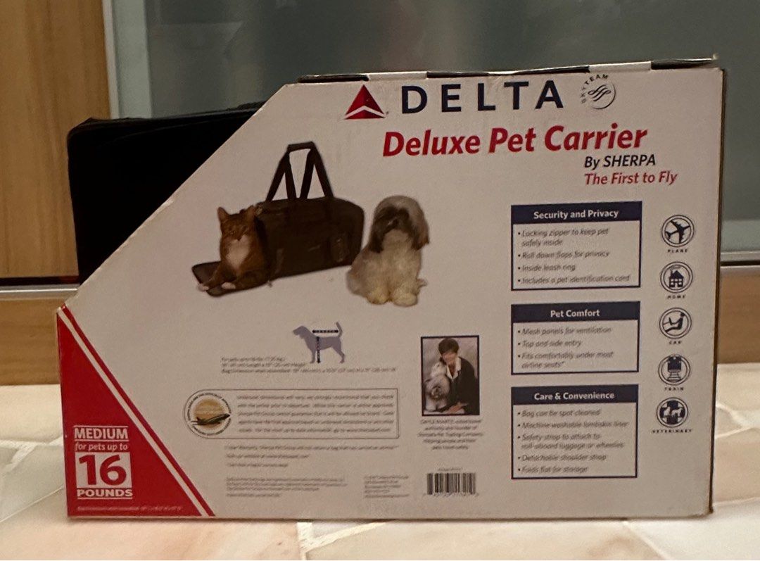Delta Deluxe Pet Carrier Medium