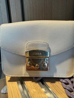 （分類：）位於 。 由 chumbee 提交（商品編號 1318531239，圖片 1）。簡介： 。