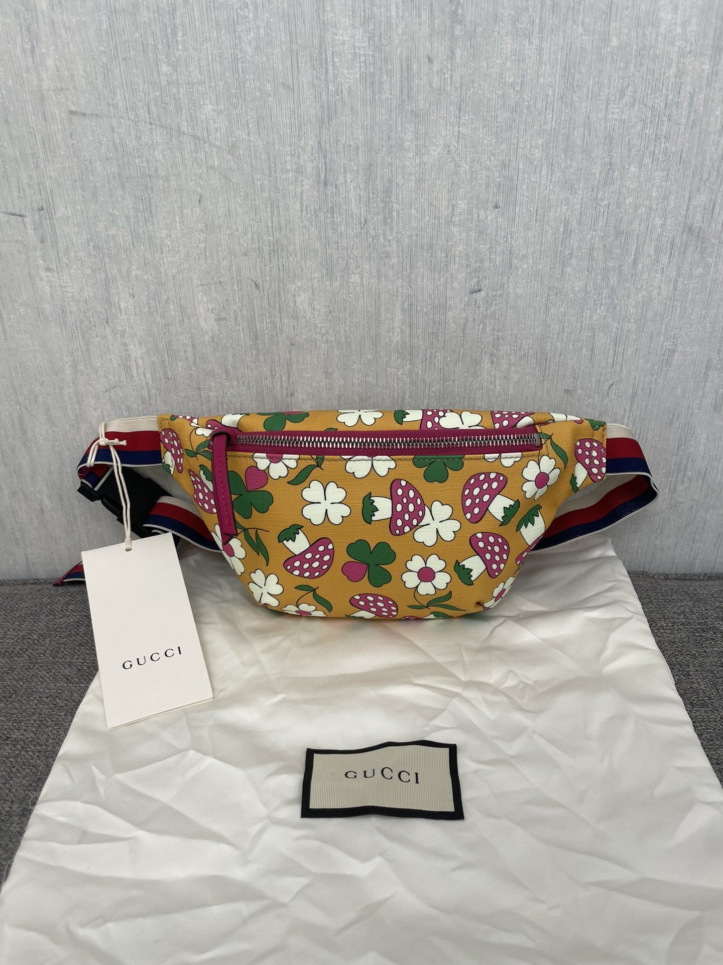 Gucci butterfly fanny pack best sale