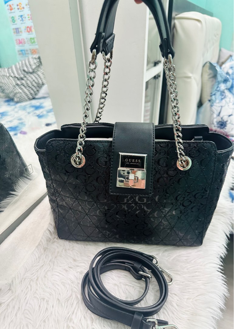 GUESS SHOULDER SLING BAG Women s Fashion Bags Wallets Cross body Bags on Carousell