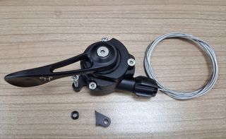 （分類：）位於 。 由 clement1125.1 提交（商品編號 1318481458，圖片 1）。簡介： 。