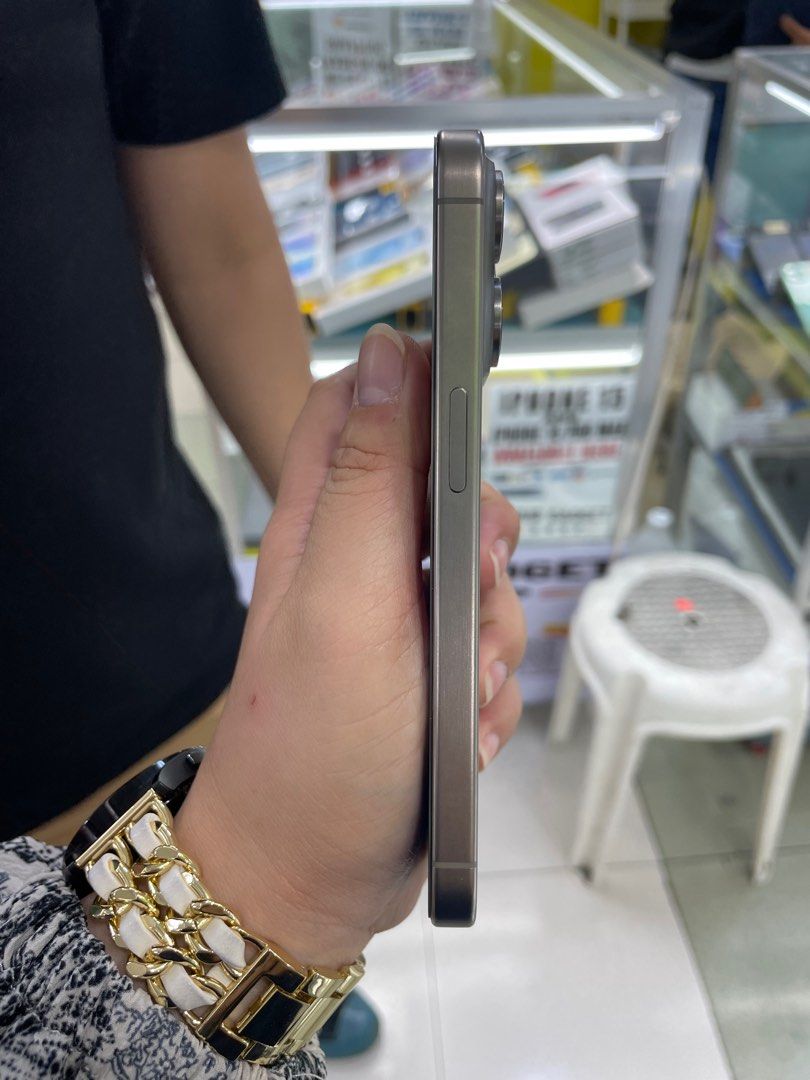 iPhone 15 Pro 128GB Smartlocked 100% No Issue (Category: iPhone 15 Series) located in Pasig City. Submitted by fairgadgetshop (Listing ID 1318539163, Image 3). Description: (Trade/Swap/Benta Phone) WE ARE ACCEPTING PRELOVED OR BRANDNEW (EVEN BY BULK) ALL KINDS OF GADGET LAPTOP, IPHONES, ANDROID SMARTPHONES, APPLE WATCH, IPAD ETC. MESSAGE US FOR MORE INFO.✨🧡 Available Installment: via Credit card, GGives, GCredit. SPayLater & Billease (with addit
