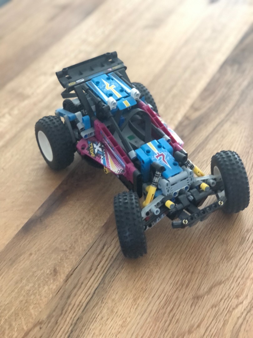Lego Technic remote control buggy