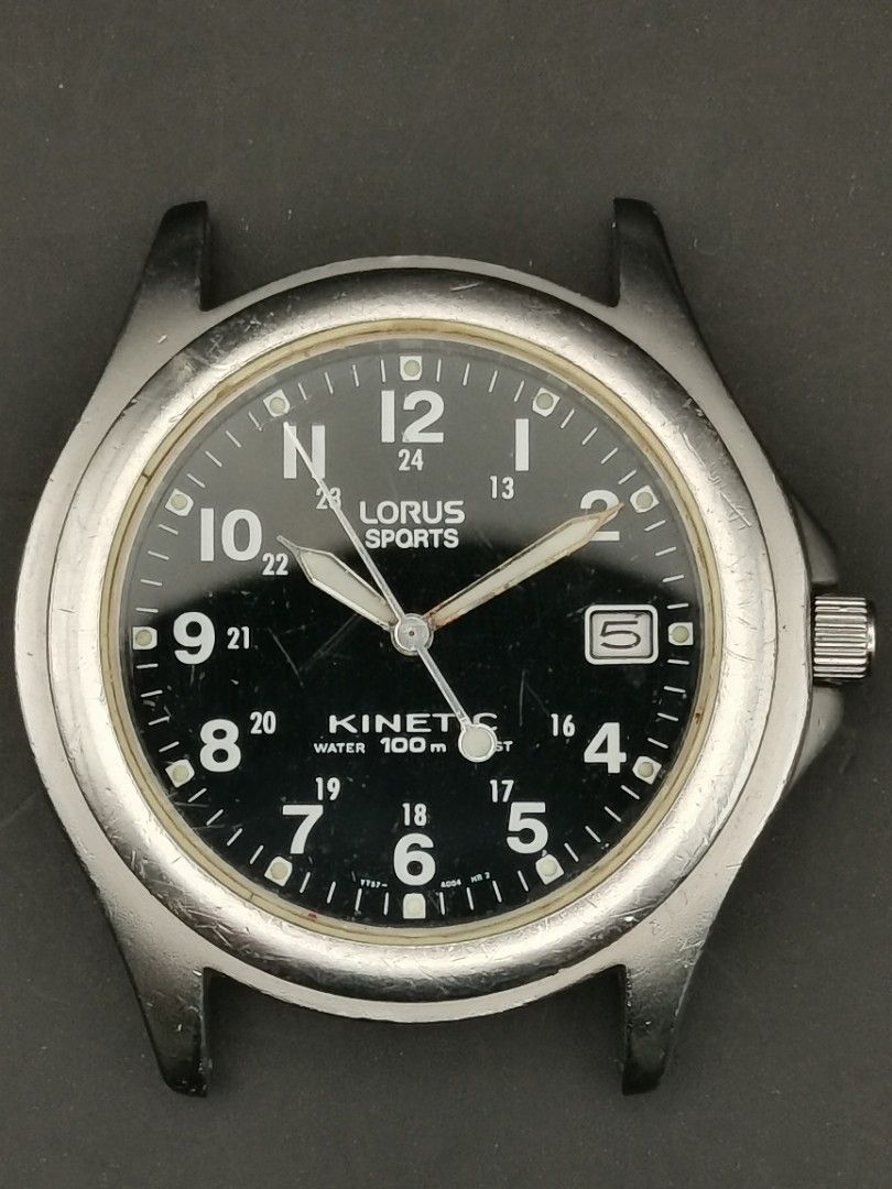 Lorus sports kinetic watch top