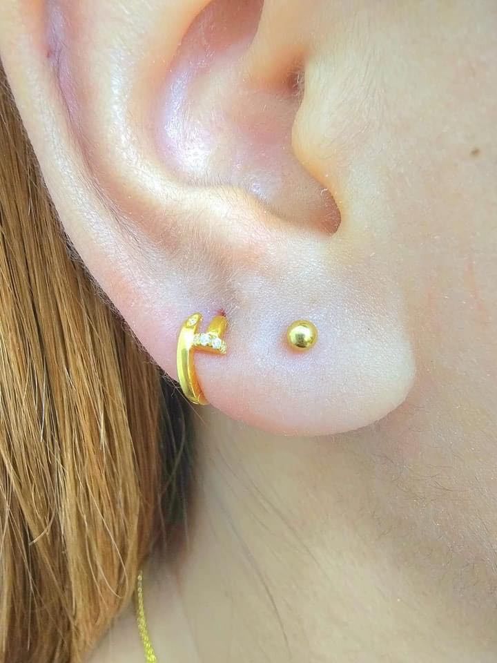 Huggable earrings store