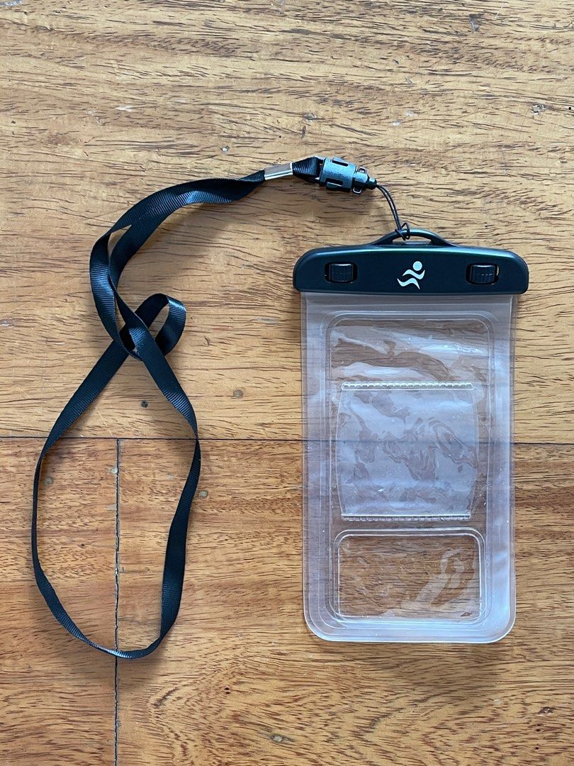 (NEVER USED) waterproof phone case (Category: Cases & Sleeves) located in Quezon City. Submitted by buybyemystuff (Listing ID 1318514238, Image 1). Description: .