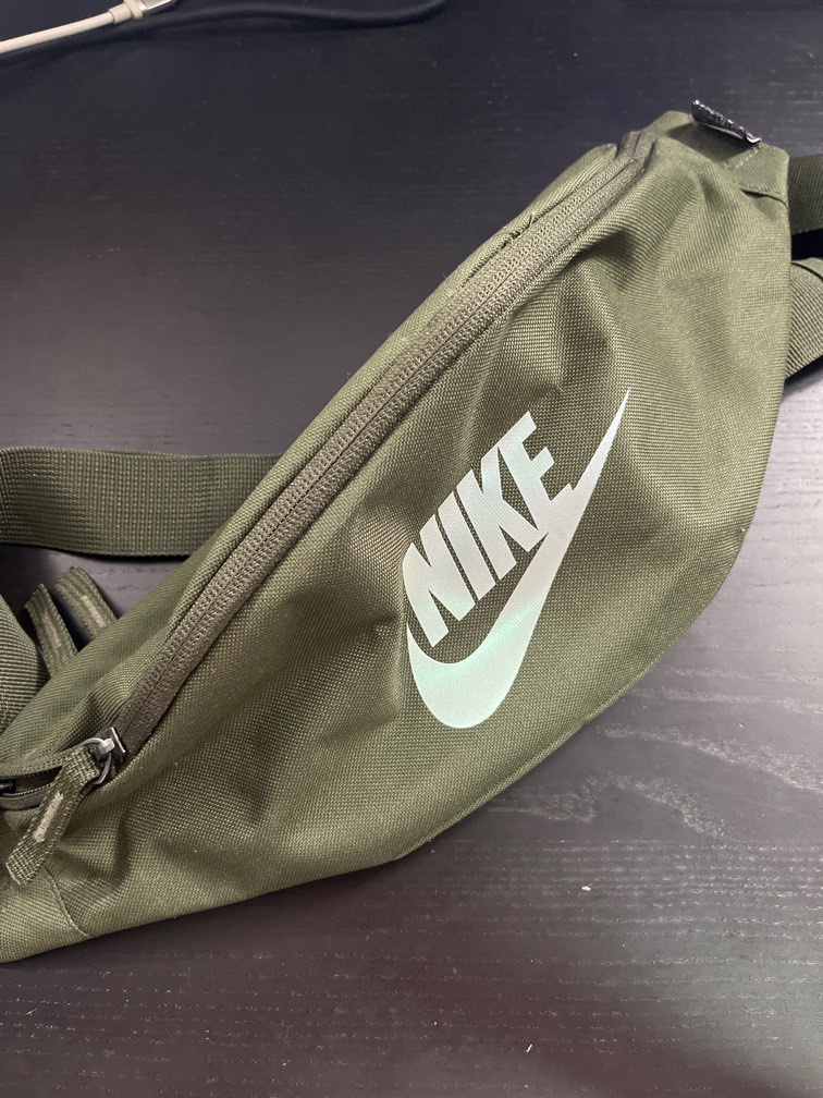 Nike Forrest Green Fanny Pack Belt Bag Men s Fashion Bags Belt bags Clutches and Pouches on Carousell