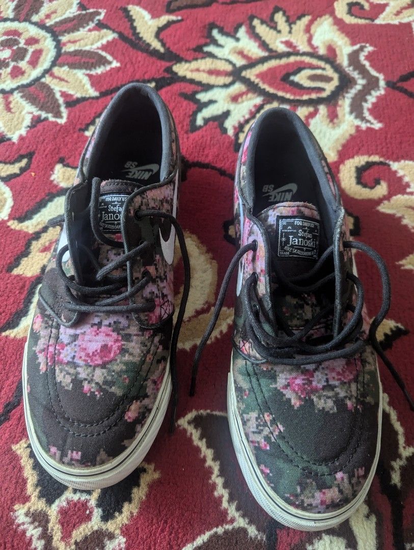 Nike SB Zoom Stefan Janoski Digi Floral Pink Men s Fashion Footwear Sneakers on Carousell