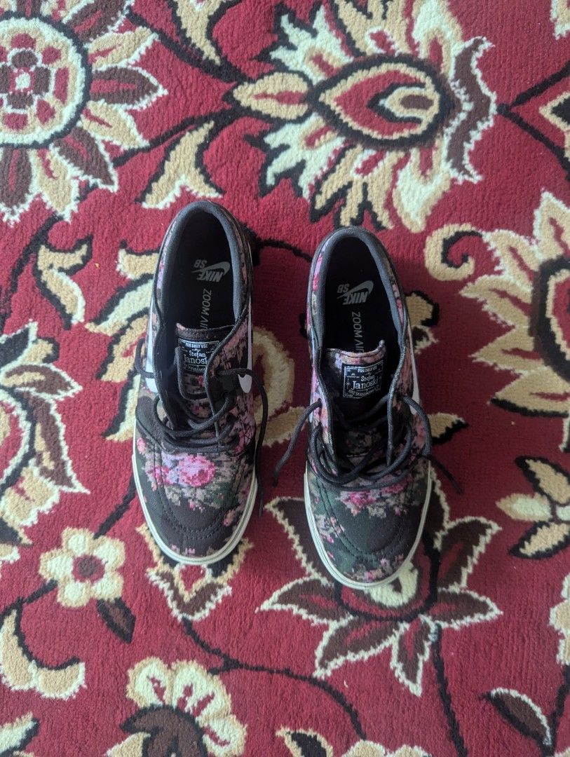 Nike SB Zoom Stefan Janoski Digi Floral Pink Men s Fashion Footwear Sneakers on Carousell
