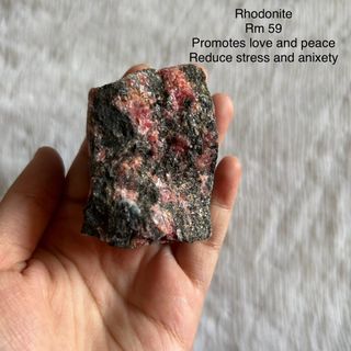 (Category: ) located in . Submitted by nimocrystals (Listing ID 1318613007, Image 1). Description: .
