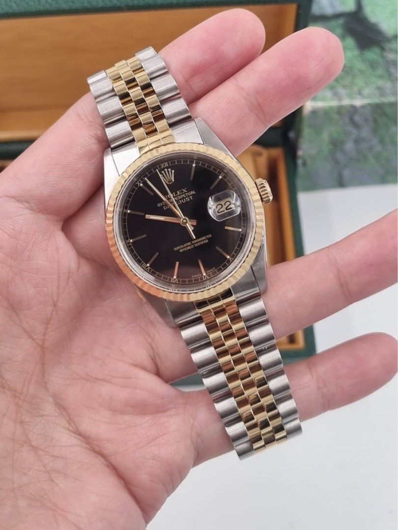 Rolex 2003 Datejust 36 Two-tone Black Index Dial (Category: Luxury Watches) located in Pasig City. Submitted by Watchaholics (Listing ID 1318484373, Image 2). Description: Rolex 2003 Datejust 36 Two-tone Black Index Dial Ref 16233 Yr model 2003 36mm Complete Full set 9.8/10 condition Open for authentication For 410k You may DM or contact @ 09615077138 Thanks admin😉.