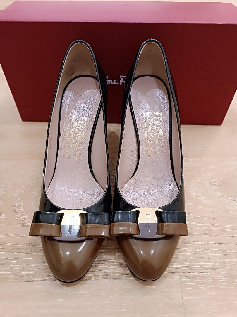 Salvatore Ferragamo Two Tone Patent Leather Vara Bow Pumps
