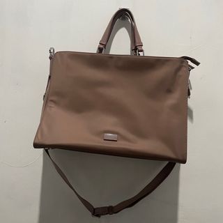 (Kategori: ) berada di . Dikirim oleh elispreloveddd (ID iklan 1318464770, Gambar 1). Deskripsi: .