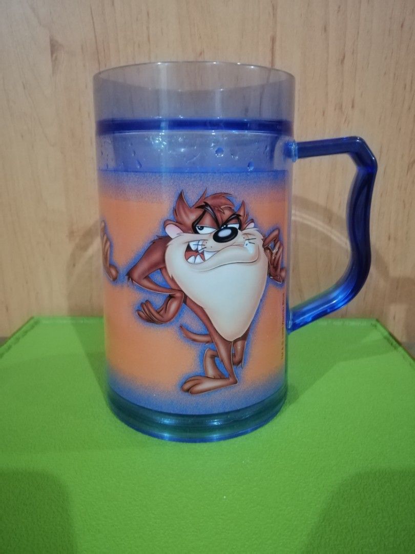 Taz collectible mug WB 1998 (Category: Vintage Collectibles) located in Quezon City. Submitted by goldencity1964 (Listing ID 1318570252, Image 1). Description: For Tazmanian Devil Fan and collectors Authentic license WARNER BROS. YEAR 1998 TEXT FOR MEET UP.