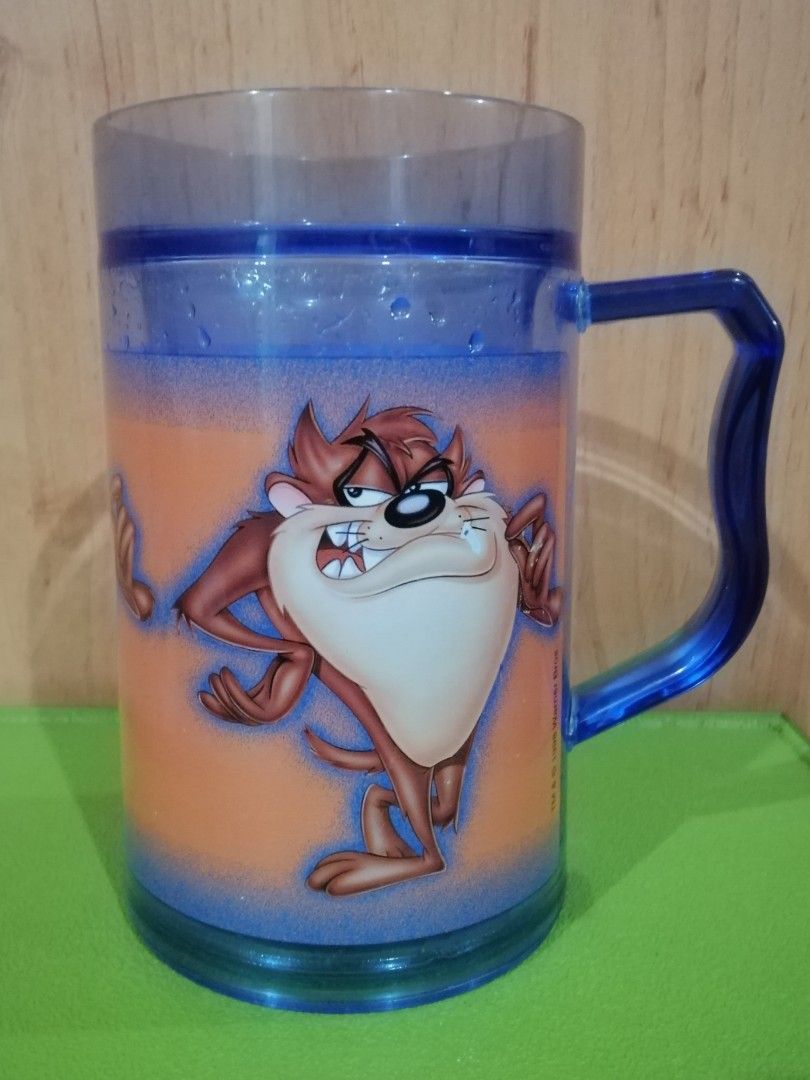 Taz collectible mug WB 1998 (Category: Vintage Collectibles) located in Quezon City. Submitted by goldencity1964 (Listing ID 1318570252, Image 3). Description: For Tazmanian Devil Fan and collectors Authentic license WARNER BROS. YEAR 1998 TEXT FOR MEET UP.