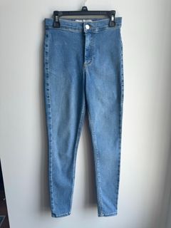 (Category: ) located in . Submitted by shopkloset (Listing ID 1318617168, Image 1). Description: .