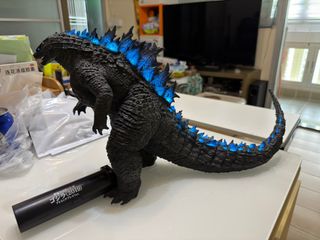 （分類：）位於 。 由 tsezez 提交（商品編號 1318535360，圖片 1）。簡介： 。