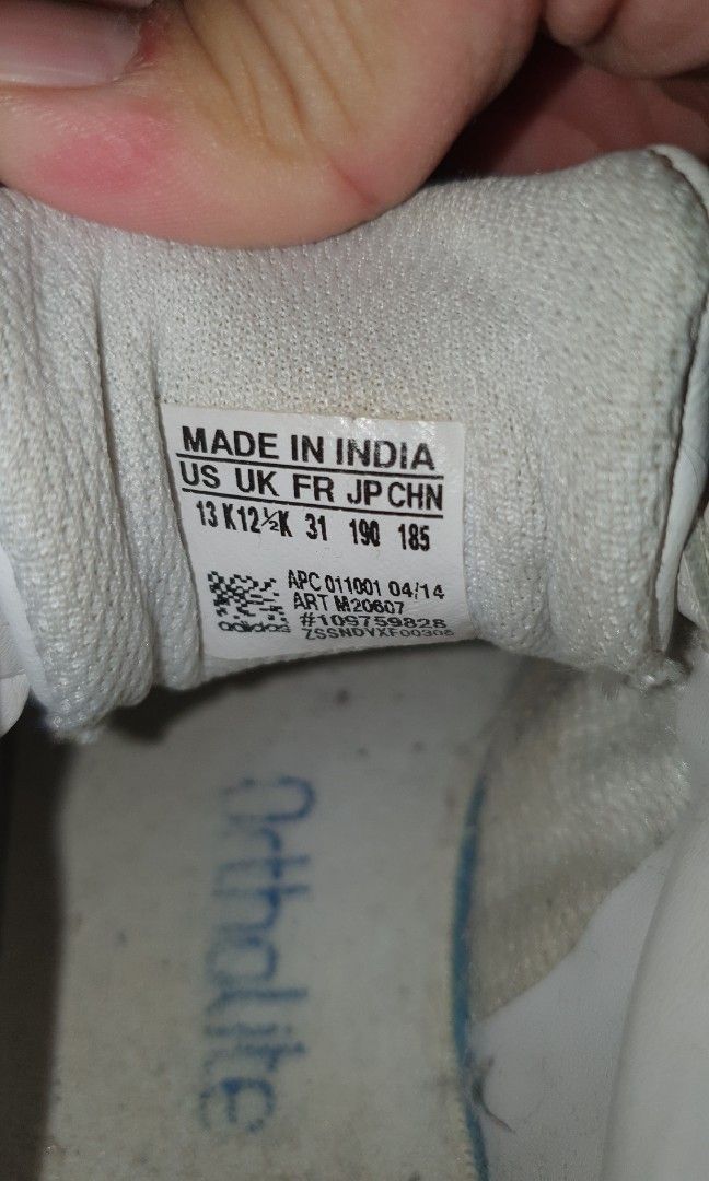 Adidas stan smith kids (Category: Babies & Kids Fashion) located in Quezon City. Submitted by vertow (Listing ID 1318627678, Image 3). Description: Decluttering Sale. Preloved Adidas stan smith Size 13K - 18.5 cm 9/10 condition. Needs wash No box.