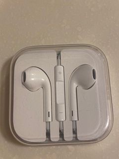 (Category: ) located in . Submitted by arthurfels (Listing ID 1318673050, Image 1). Description: .