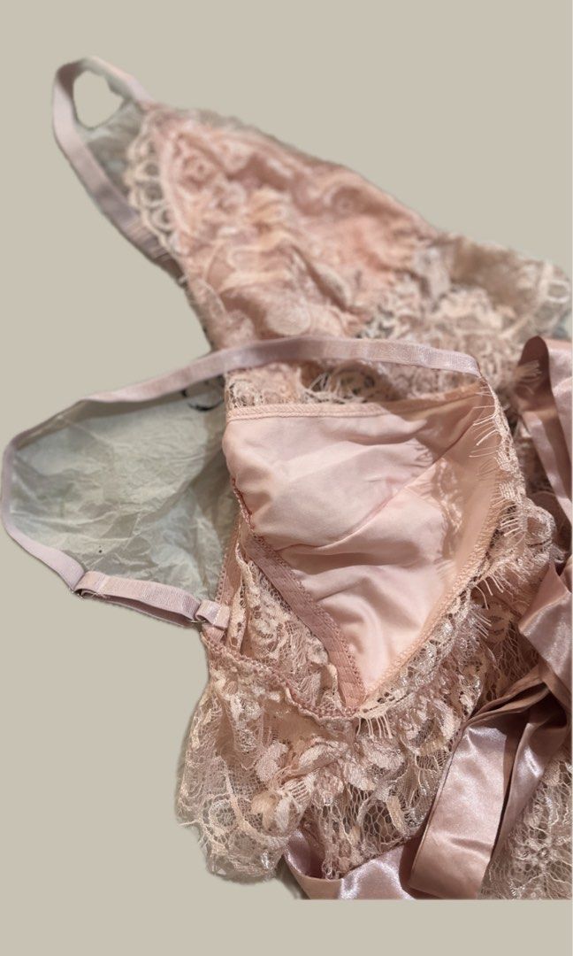 Aurora-inspired pink lingerie set (Category: Undergarments & Loungewear) located in Taytay. Submitted by decluttering_ce (Listing ID 1313254282, Image 2). Description: • no pads and wireless, adjustable straps • fits xs - small (30A - 32A), gartered bottom so it's stretchable • never used, had to let this baby go for funds :( • MOP: BPI / Security Bank transfer, Maya & gcash • RFS: decluttering & need funds .