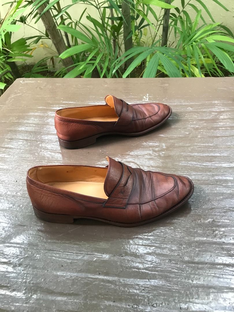 Authentic Louis Vuitton dress shoes. Size 7. Have recently polished it