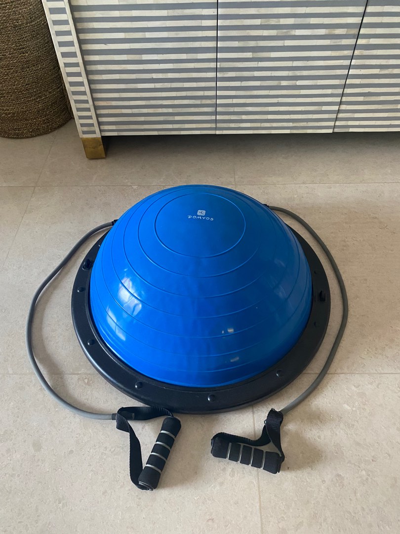 Balancing ball Bosu ball