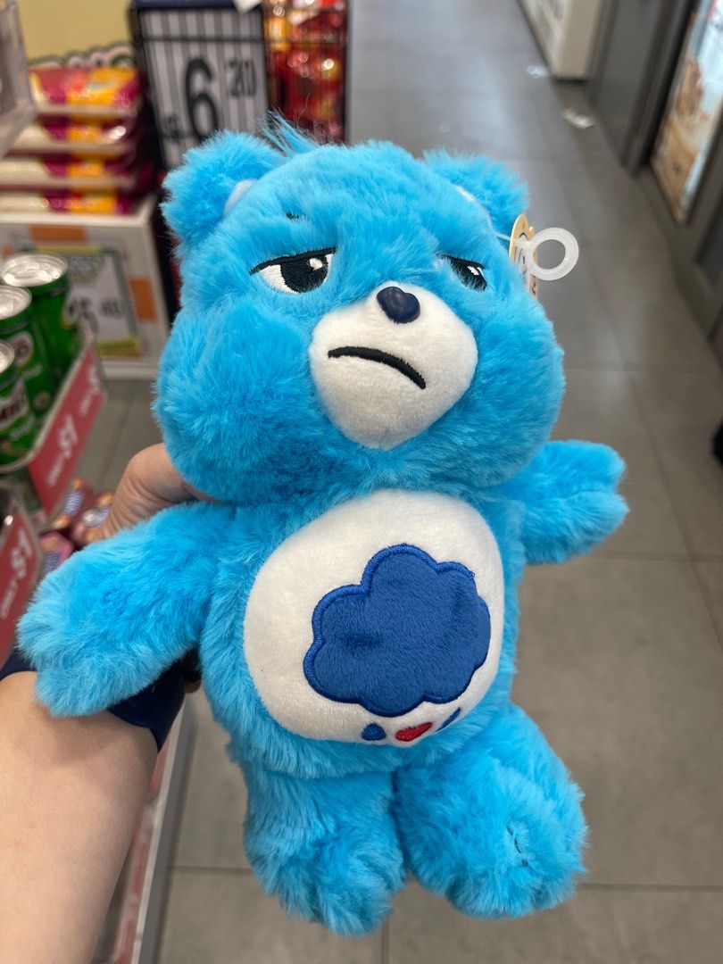 Bear (Category: Plushies & Soft Toys) located in Singapore. Submitted by 74jpon (Listing ID 1318743216, Image 3). Description: .