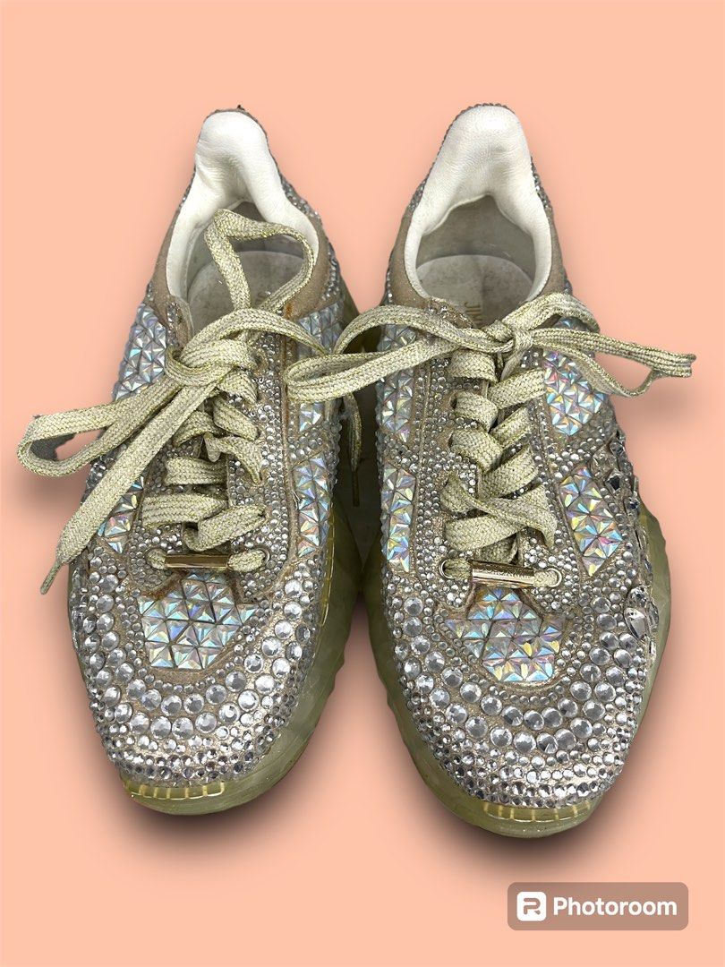 Jimmy Choo DIAMOND LEATHER TRAINERS 36.5 EU (Category: Sneakers & Footwear) located in Santa Maria. Submitted by houseofluckytoystore (Listing ID 1318779040, Image 1). Description: DIAMOND LEATHER TRAINERS Jimmy Choo 36.5 EU PLNGKE Pre-Loved/signs of usage WHAT YOU SEE IS WHAT YOU GET Mint Condition Ootd Smart Wear Formal WEAR Casual Wear Occasional SUMMER WEAR Outerwear Genuine. We bought it in CANADA COUNTRY SOLD as it is. For SURE BUYERS only.