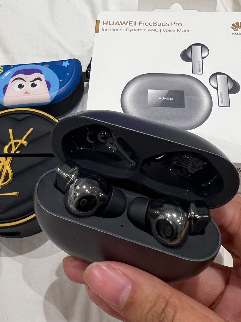HUAWEI Freebuds Pro with Cases (Category: Earphones) located in Quezon City. Submitted by kawaiikookies.ph (Listing ID 1318764305, Image 3). Description: Hardly used RFS switched to IPhone Almost like brand new Comes with free cases Price is slightly negotiable.