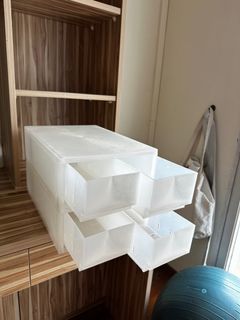 (Category: ) located in . Submitted by thriftomaniac (Listing ID 1318693373, Image 1). Description: .