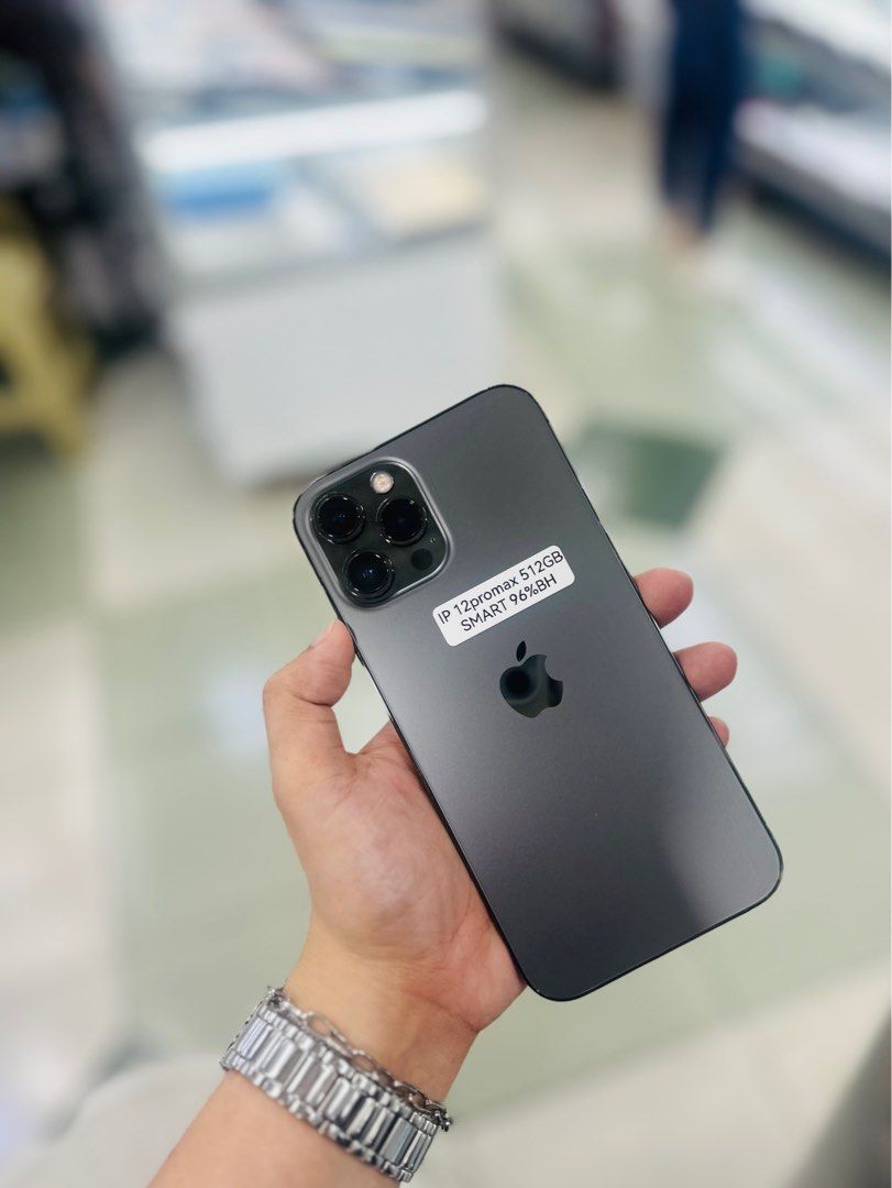 Iphone 12 Promax 512gb 96bh smartlocked (Category: iPhone 12 Series) located in San Juan City. Submitted by saabangadgetshop (Listing ID 1318749584, Image 1). Description: Onhand | Pre-owned iPhone 12 Promax 512GB 96% Battery Health Smart locked NO HIDDEN ISSUES NO HISTORY OF REPAIR 99%Smooth TEST TO SAWA RESET ALL YOU WANT NOT REFURBISHED AUTHENTIC PHONE ALL WORKING Mode of Payment : ⬇️ ▪️Cash ▪️Bank Transfer ▪️Gcash 📍Installment available here