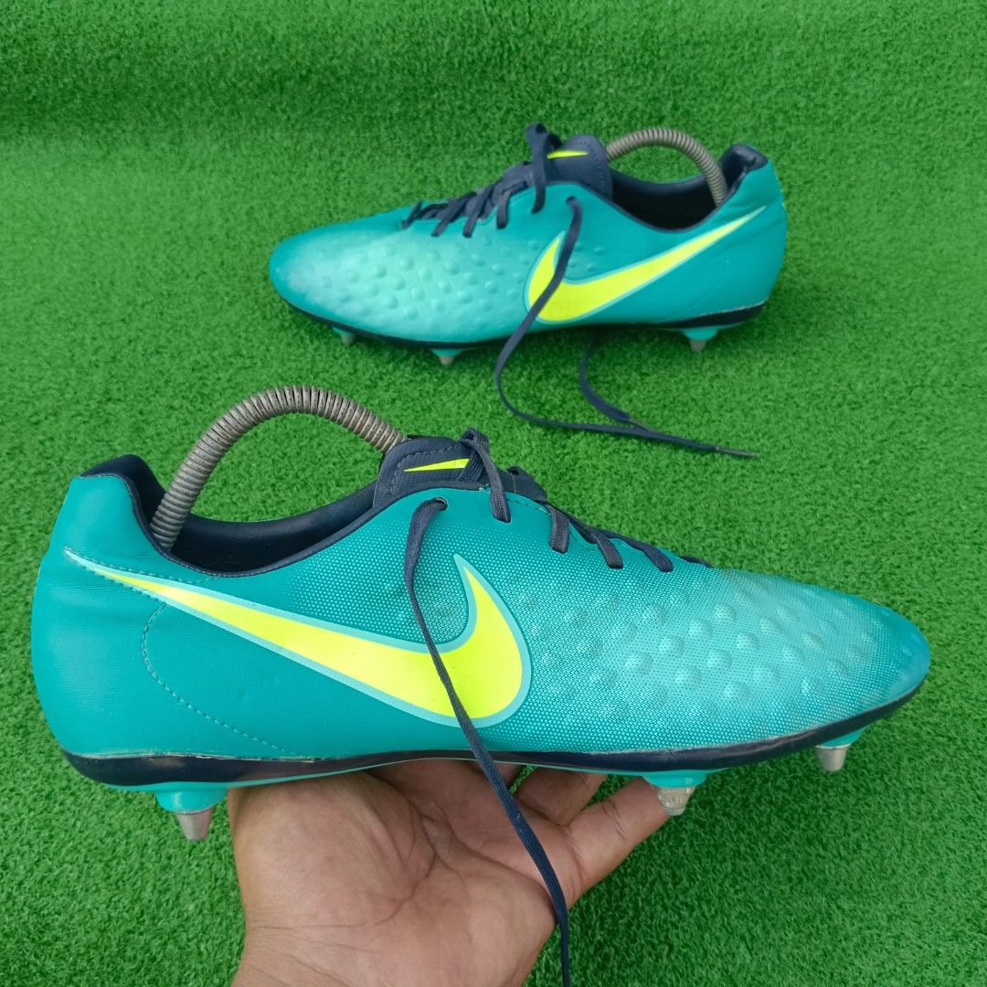 Nike kasut bola clearance