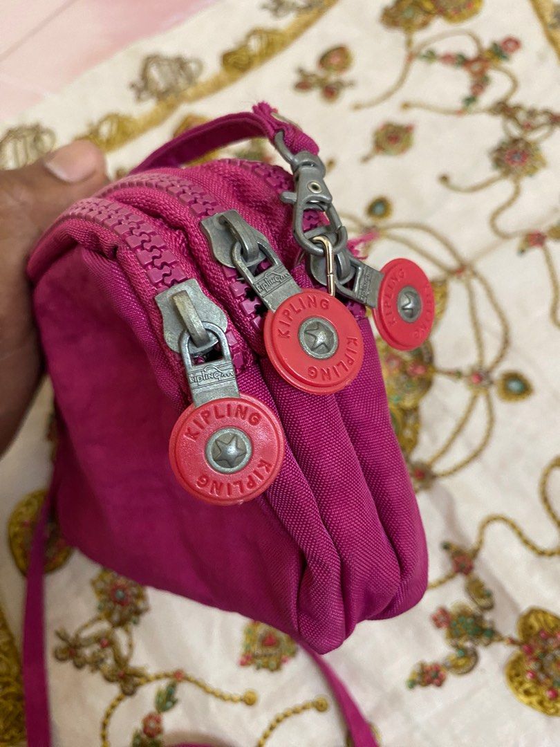 Kipling Small Slingbag Women s Fashion Bags Wallets Cross body Bags on Carousell