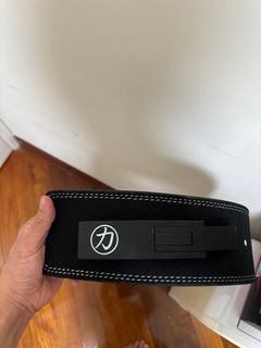 （分類：）位於 。 由 buttons_b 提交（商品編號 1318785112，圖片 1）。簡介： 。