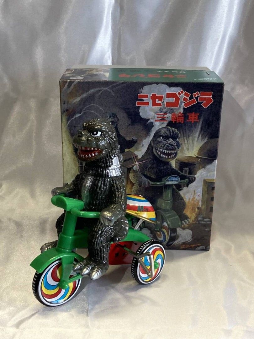 M1号 74 ゴジラ三輪車 スーフェス90 ワンフェス ゴジラ 三輪車 ソフビ