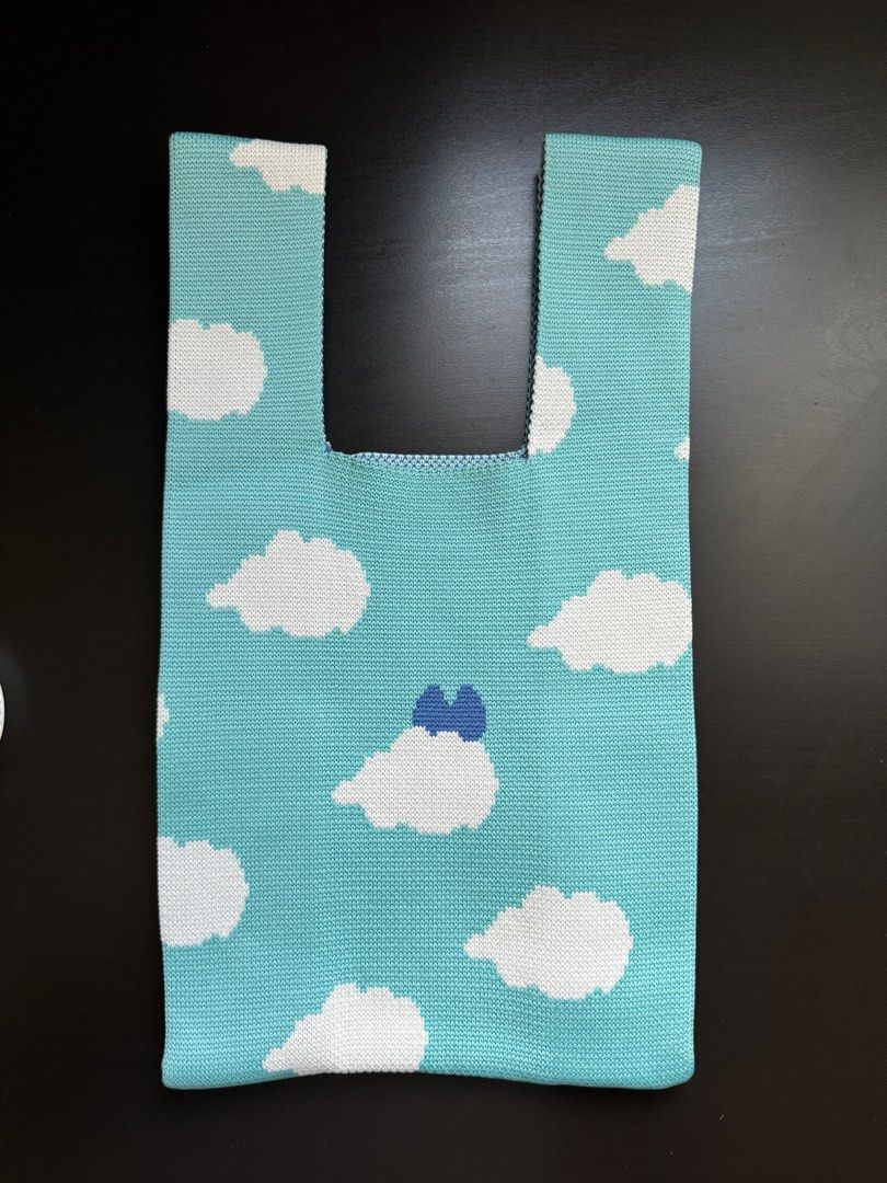 MAISON DE AURI TOTE BAG (Category: Tote Bags) located in Pasig City. Submitted by jun0555 (Listing ID 1318638720, Image 2). Description: Used only once. Bought from Thailand. .