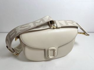 (Kategori: ) berada di . Dikirim oleh axelscrib (ID iklan 1318153230, Gambar 1). Deskripsi: .