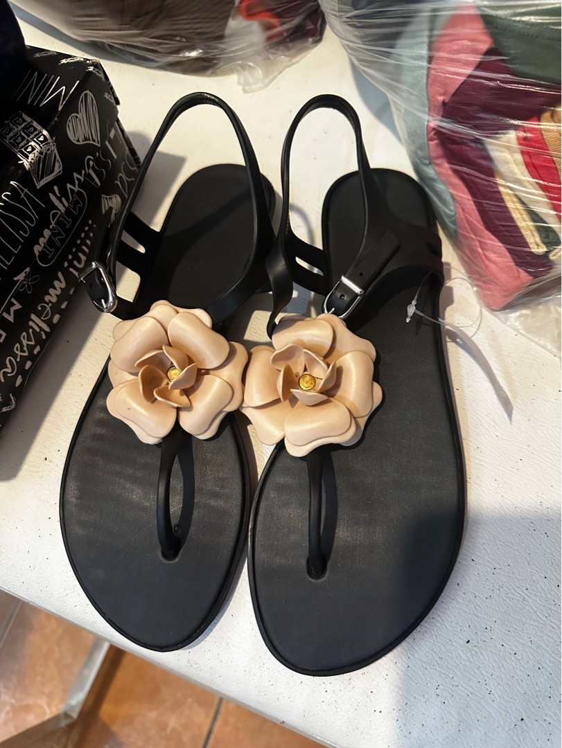 Mel by melissa sandals clearance