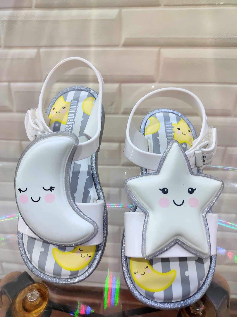 Melissa Sandals US 9 (Category: Babies & Kids Fashion) located in Caloocan City. Submitted by winterspringsummer (Listing ID 1318625876, Image 1). Description: Used once.