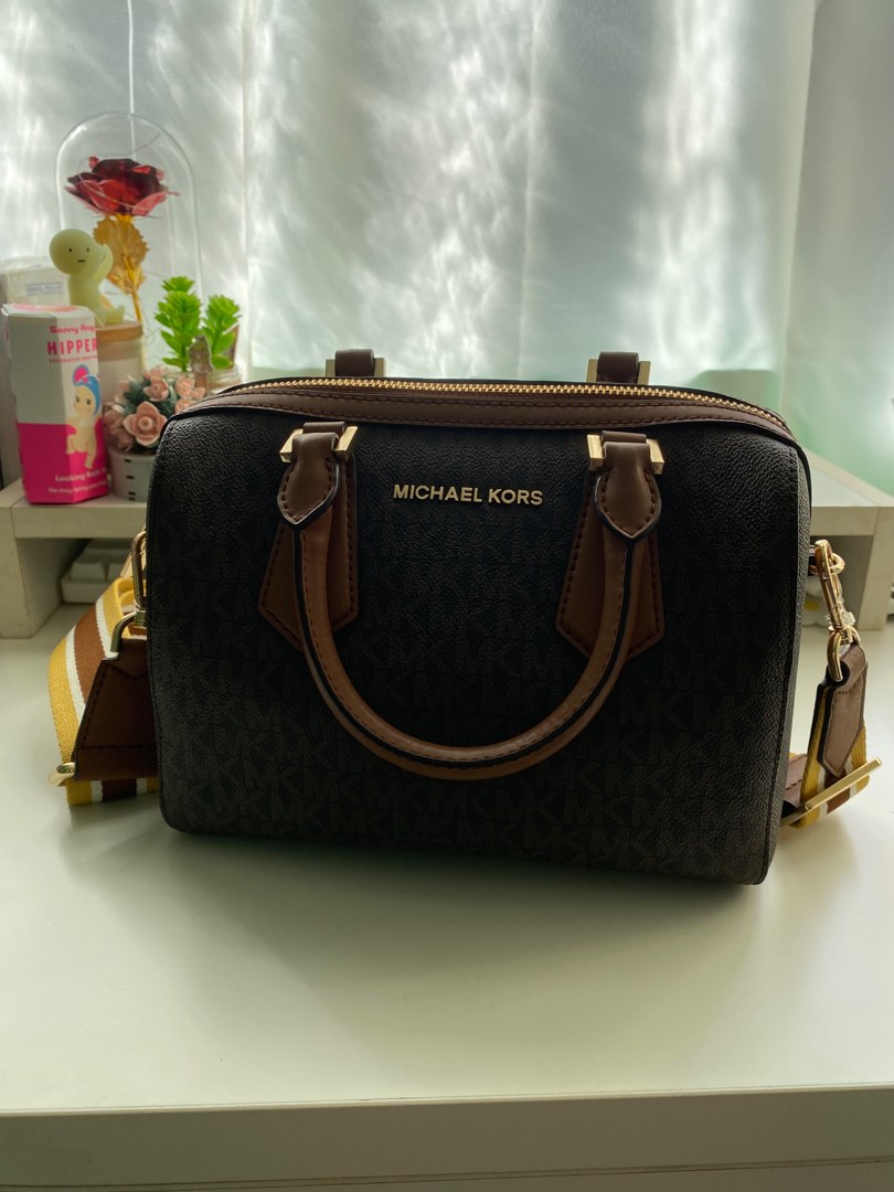 Michael kors small hayes discount