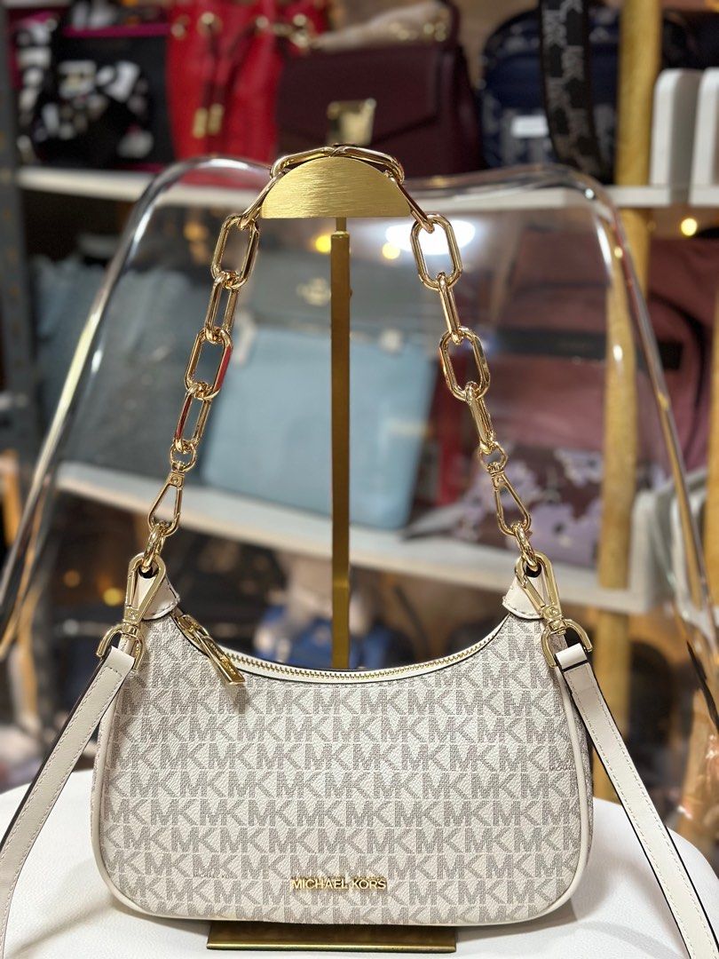 mk med size cora (Category: Luxury Bags & Wallets) located in Baguio. Submitted by dhen12 (Listing ID 1318750499, Image 3). Description: .
