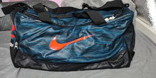 (Category: ) located in . Submitted by tennis_itis (Listing ID 1318684144, Image 1). Description: .